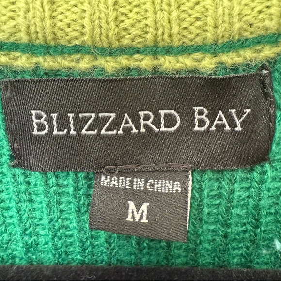 Blizzard Bay Ugly Christmas Sweater Reindeer Beer Keg Crew Neck Multi Sz M - Picture 7 of 9